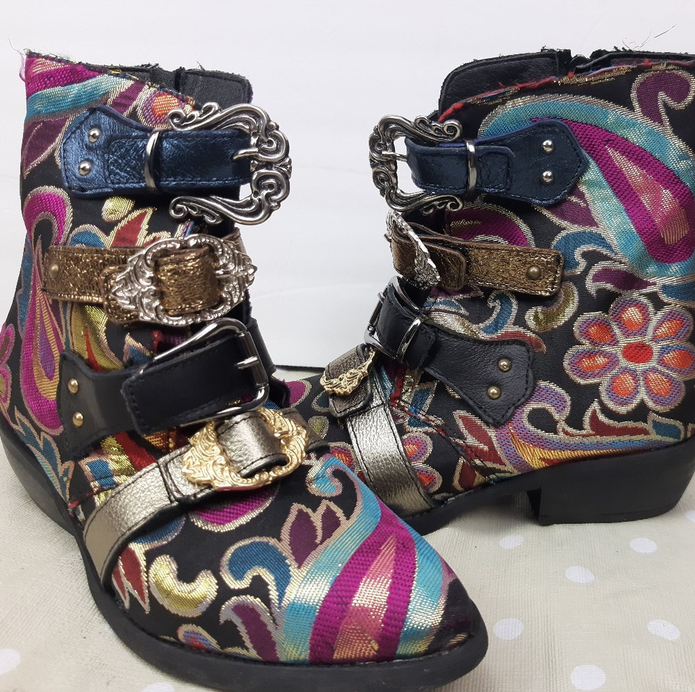 EXCLUSIVE Funky metallic boots Vintage Nego price